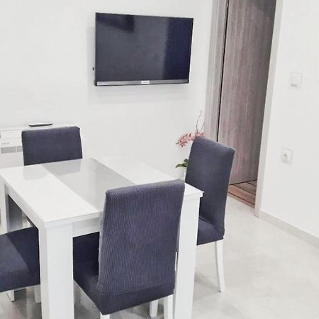 Apartment Srima Luaran gambar